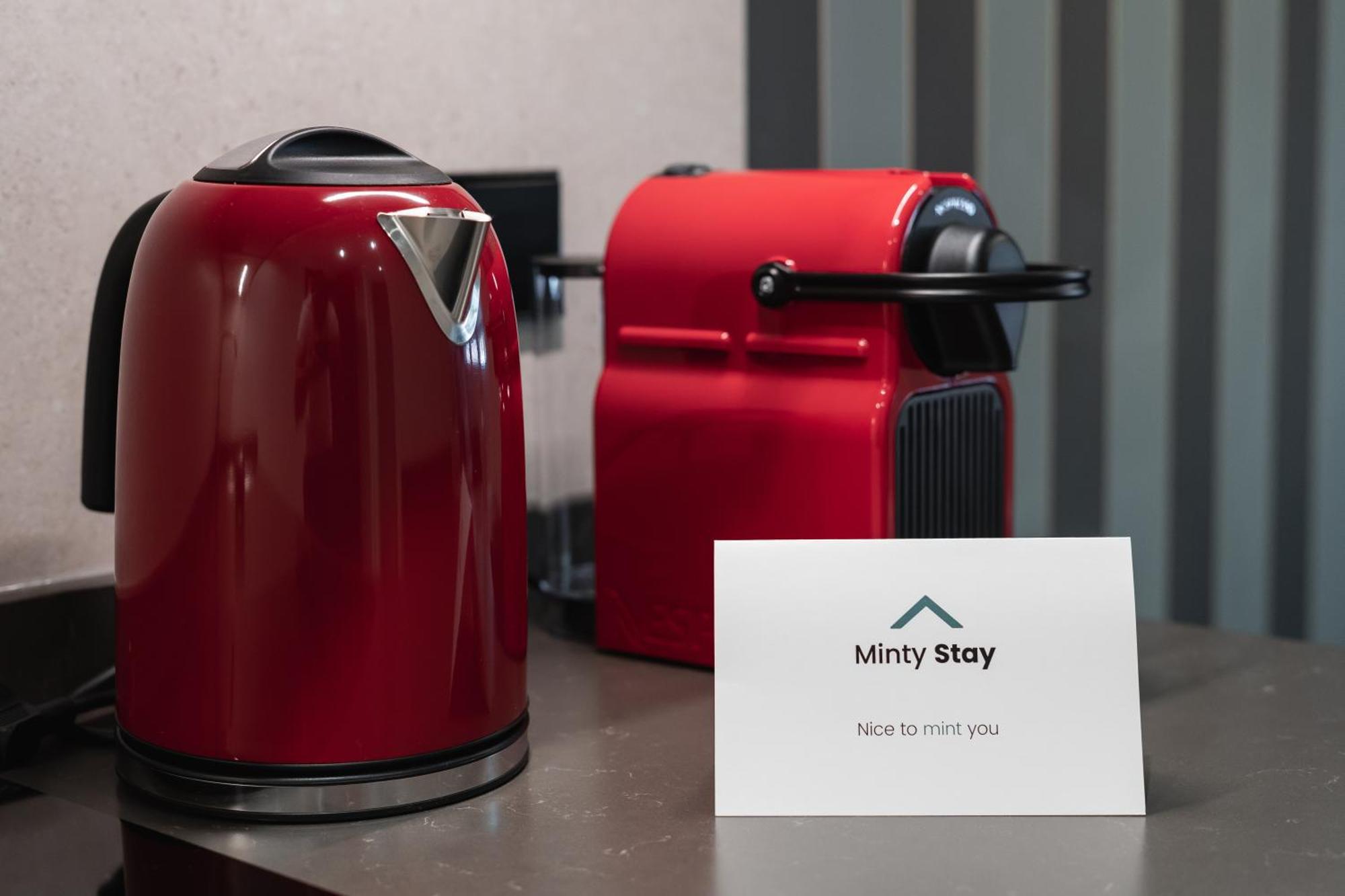 Laurel-Mintystay Apartments Madrid Luaran gambar