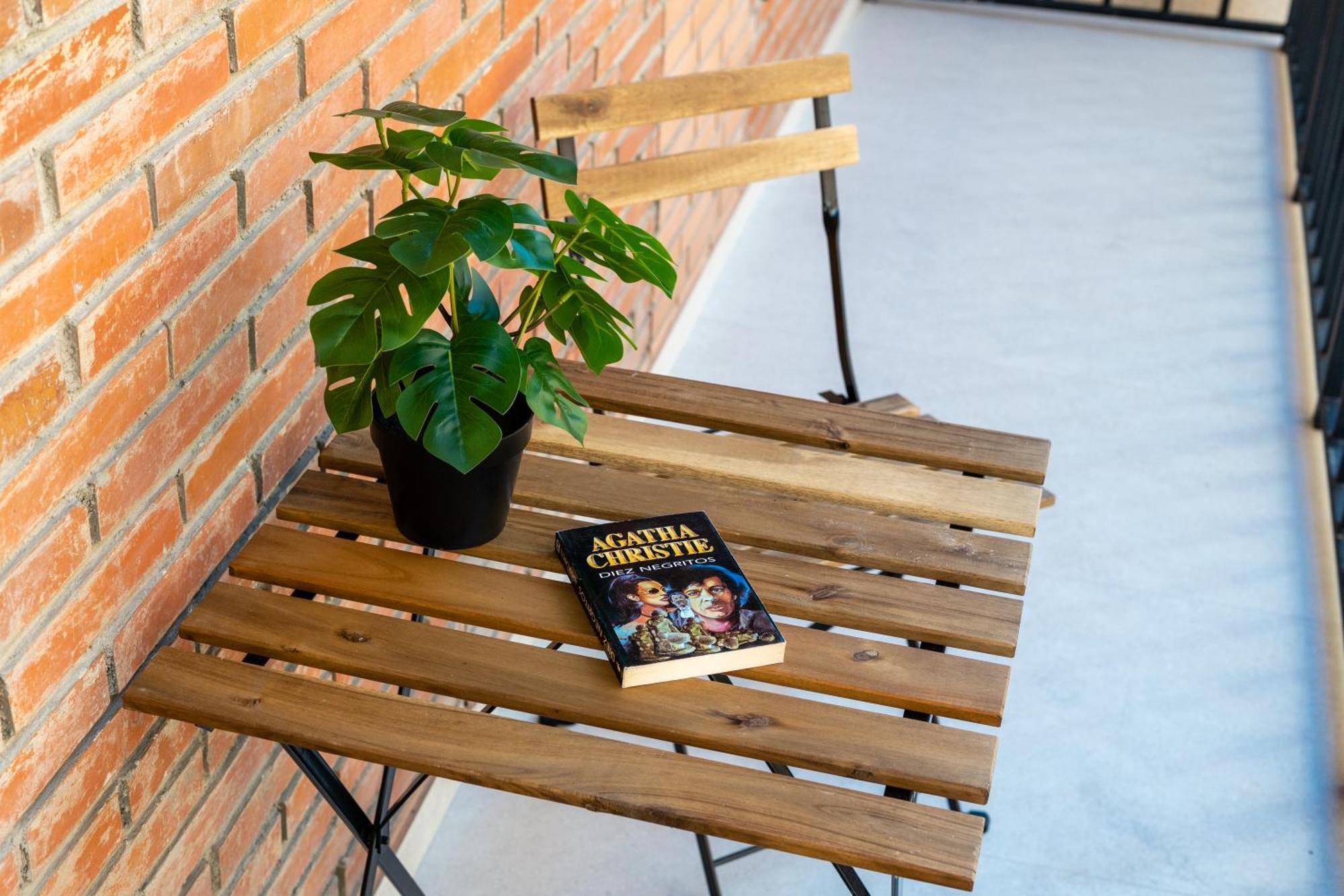 Laurel-Mintystay Apartments Madrid Luaran gambar