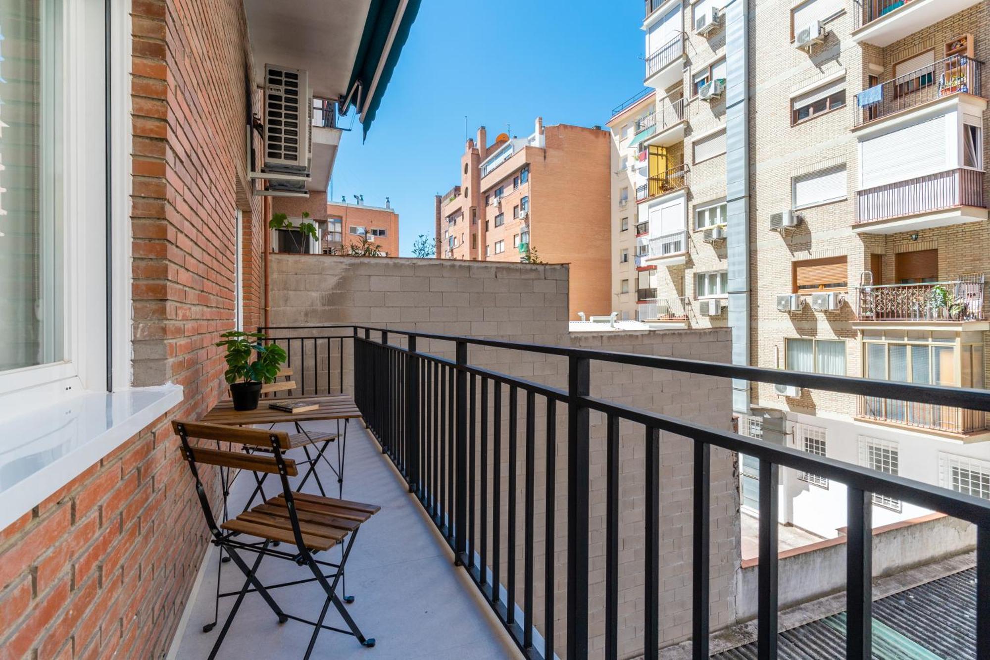 Laurel-Mintystay Apartments Madrid Luaran gambar