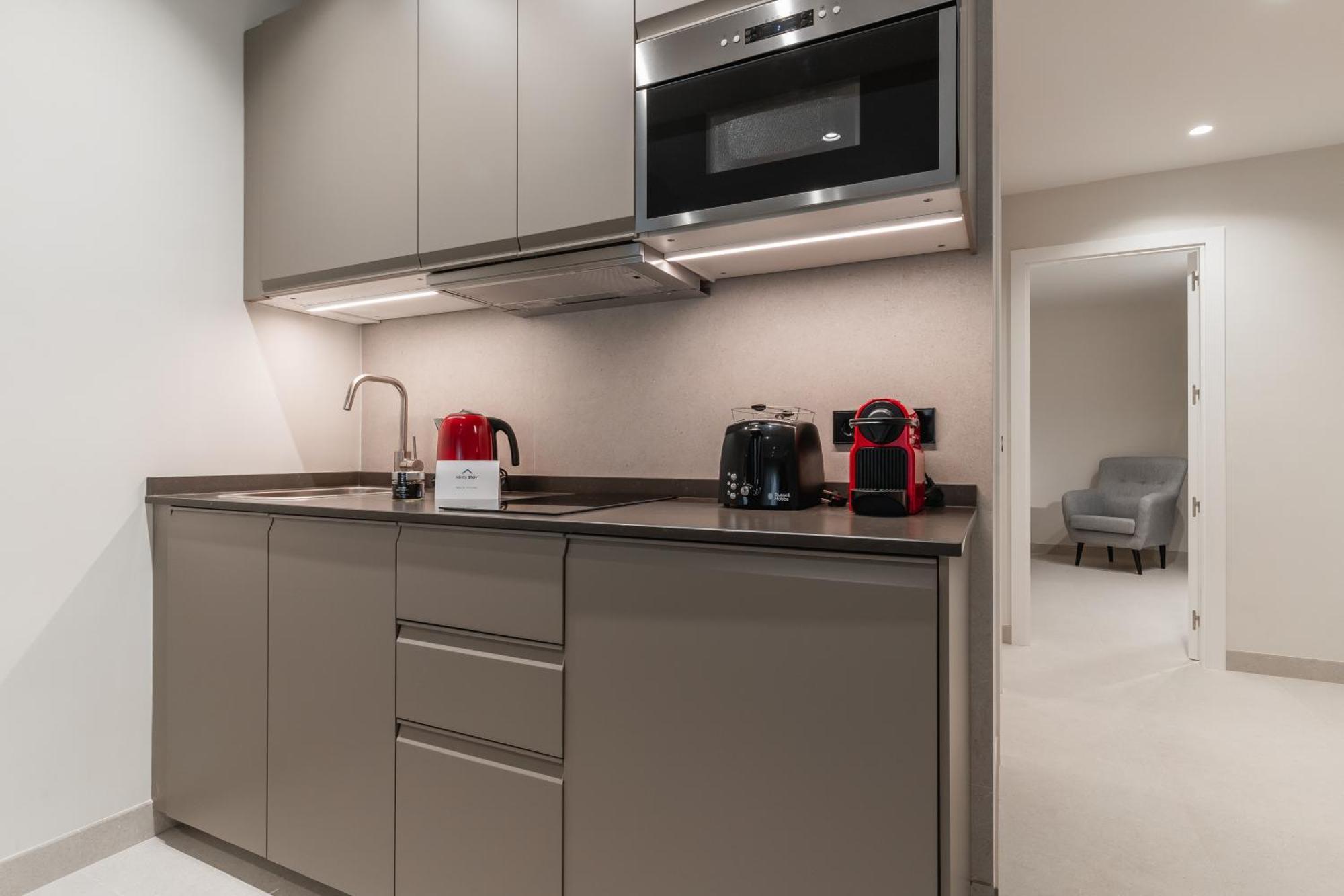 Laurel-Mintystay Apartments Madrid Luaran gambar