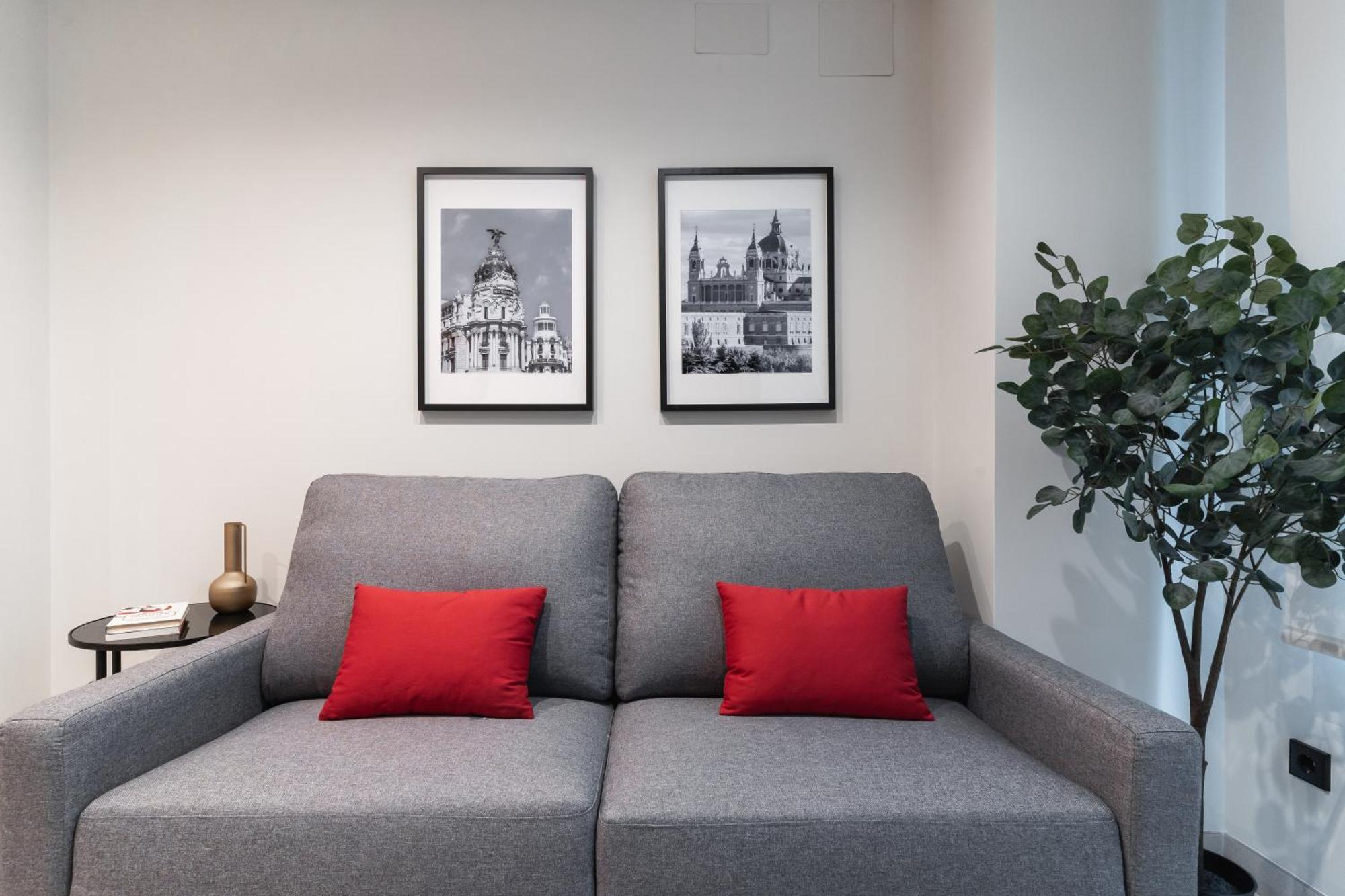 Laurel-Mintystay Apartments Madrid Luaran gambar