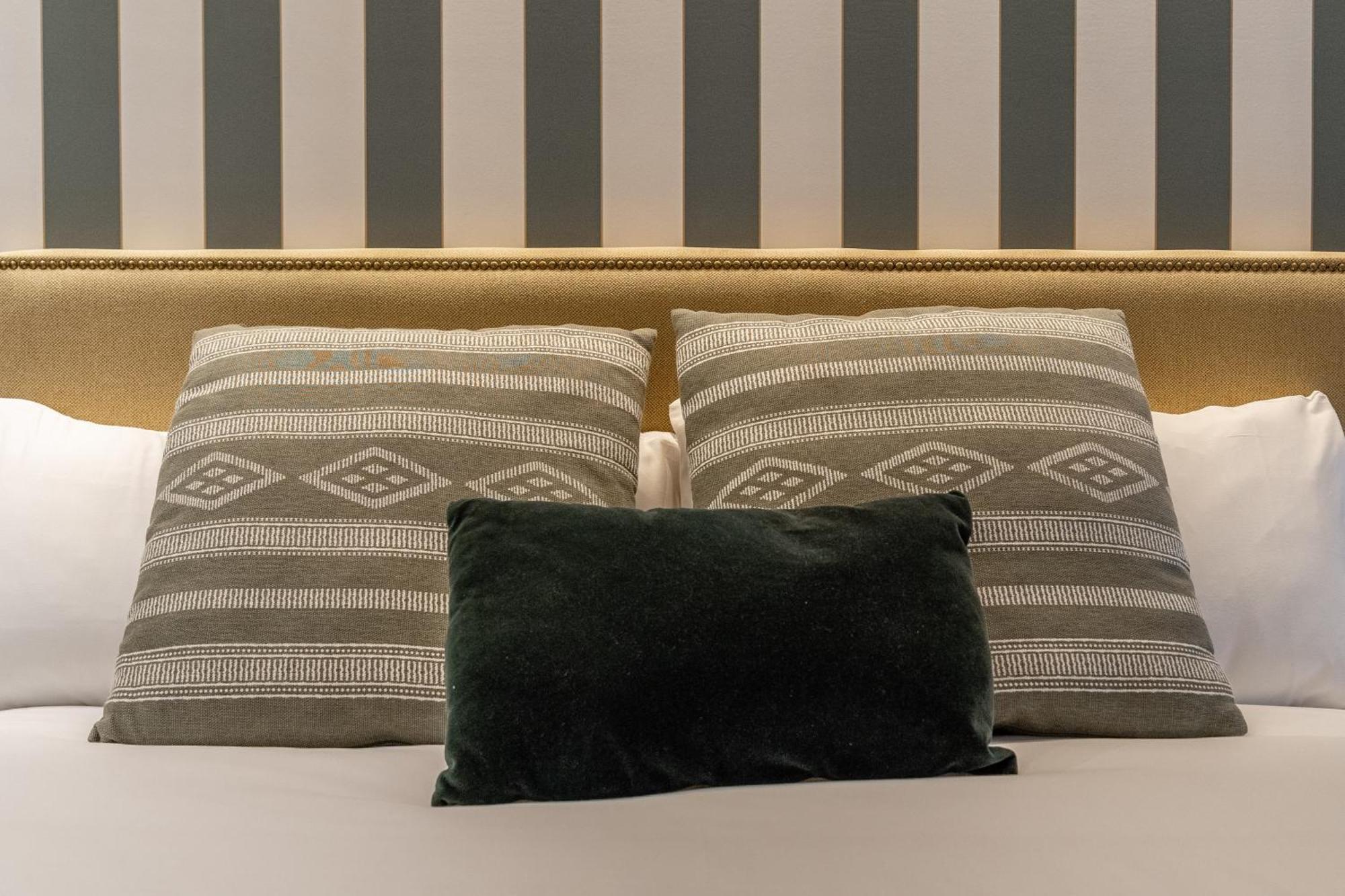 Laurel-Mintystay Apartments Madrid Luaran gambar
